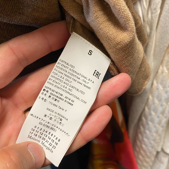 Designer - Picture 9 of 10